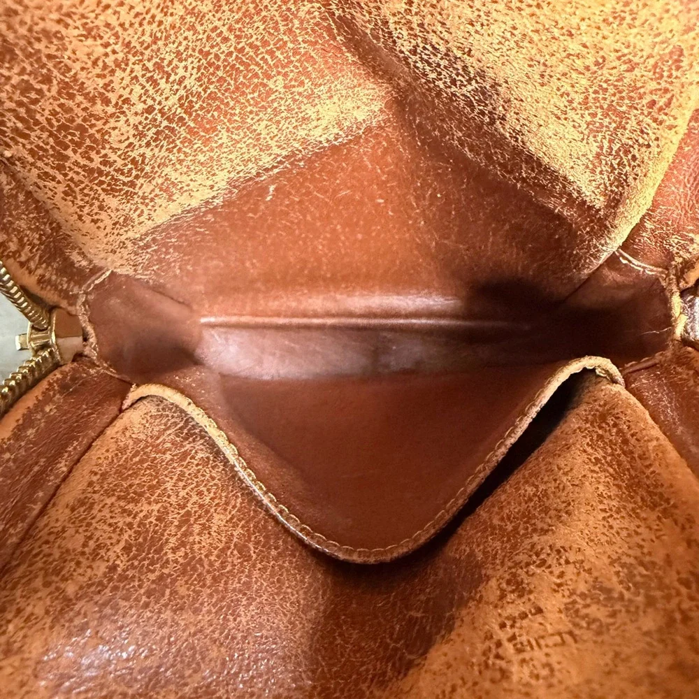 Louis Vuitton Monogram Vintage Amazone Bag